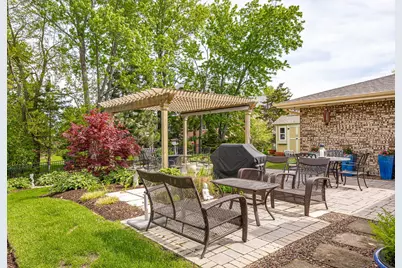 1706 Holly Avenue, Darien, IL 60561 - Photo 35