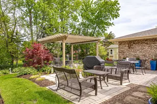 1706 Holly Ave, Darien, IL 60561 - Photo 35