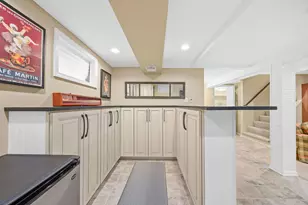 1706 Holly Ave, Darien, IL 60561 - Photo 29