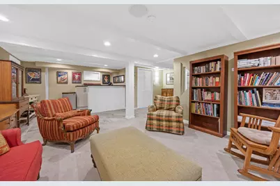 1706 Holly Avenue, Darien, IL 60561 - Photo 27