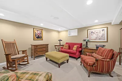 1706 Holly Avenue, Darien, IL 60561 - Photo 31