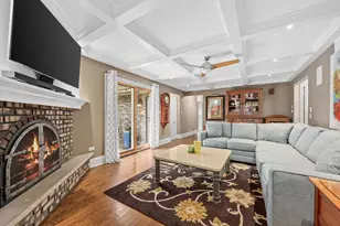 1706 Holly Ave, Darien, IL 60561 - Photo 11