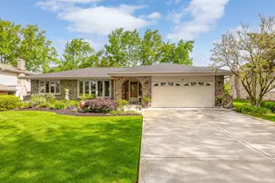 1706 Holly Ave, Darien, IL 60561 - Photo 1