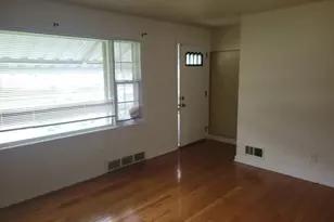 519 S Gordon Ave, Calumet City, IL 60409 - Photo 5