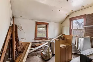 425 Albert Ave, Rockford, IL 61101 - Photo 7