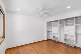 130 Windsor Dr, Vernon Hills, IL 60061 - Photo 7