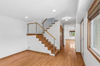 130 Windsor Drive, Vernon Hills, IL 60061 - Photo 5