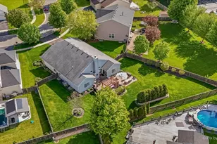 1009 Birchwood Dr, Pingree Grove, IL 60140 - Photo 37