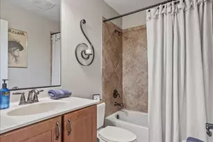 1009 Birchwood Dr, Pingree Grove, IL 60140 - Photo 23
