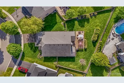 1009 Birchwood Drive, Pingree Grove, IL 60140 - Photo 37