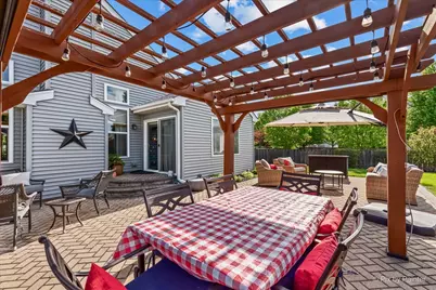 1009 Birchwood Drive, Pingree Grove, IL 60140 - Photo 31