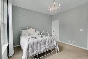 1131 Clearwater Dr, Yorkville, IL 60560 - Photo 19