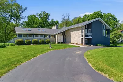 71 Oak Creek Drive, Yorkville, IL 60560 - Photo 3
