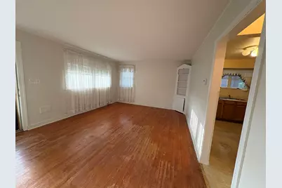 9039 Austin Avenue, Morton Grove, IL 60053 - Photo 5