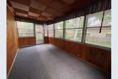 9039 Austin Avenue, Morton Grove, IL 60053 - Photo 17