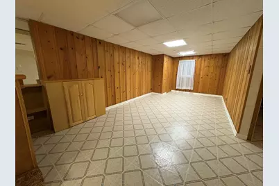9039 Austin Avenue, Morton Grove, IL 60053 - Photo 19