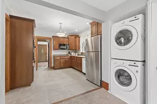 410 Wilcox St, Joliet, IL 60435 - Photo 17