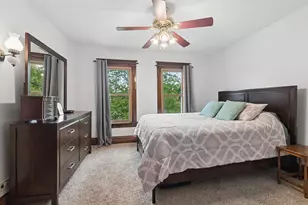 410 Wilcox St, Joliet, IL 60435 - Photo 25