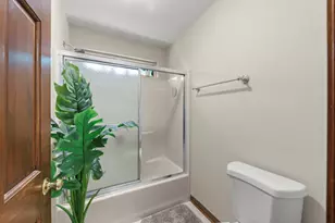 17004 Arbor Creek Dr, Plainfield, IL 60586 - Photo 27