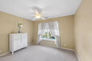 1009 Alberta Rd, Elgin, IL 60124 - Photo 17