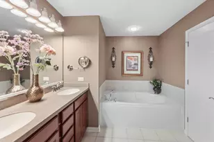 1009 Alberta Rd, Elgin, IL 60124 - Photo 13