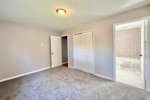 3 Catalpa Ct, Woodridge, IL 60517 - Photo 11