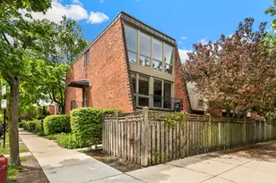 601 W Dickens Ave, Chicago, IL 60614 - Photo 1