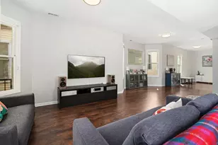 3142 N Christiana Ave, Chicago, IL 60618 - Photo 3