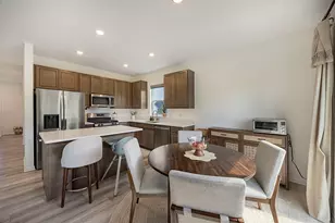 1370 Highbrook Ave, Hampshire, IL 60140 - Photo 7
