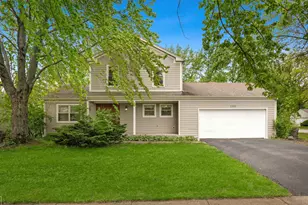 1390 River Oak Dr, Naperville, IL 60565 - Photo 1