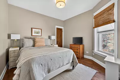 1433 W Rosemont Avenue #3W, Chicago, IL 60660 - Photo 15