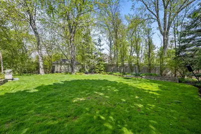 127 Glenwood Avenue, Winnetka, IL 60093 - Photo 3