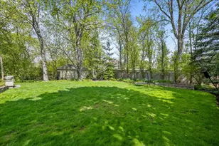 127 Glenwood Ave, Winnetka, IL 60093 - Photo 3
