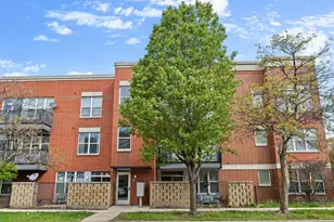 2238 W Maypole Ave, Chicago, IL 60612 - Photo 1