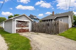 212 Tinley Ave, Depue, IL 61322 - Photo 5