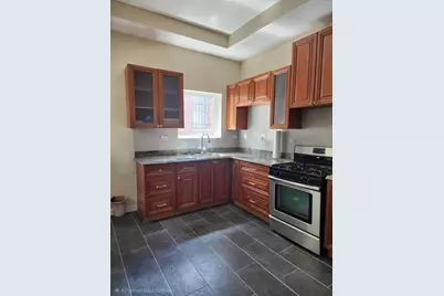 435 W Winneconna Parkway, Chicago, IL 60620 - Photo 7