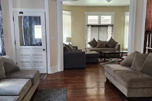 435 W Winneconna Pkwy, Chicago, IL 60620 - Photo 3
