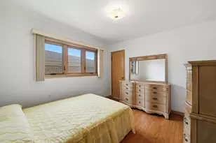 4917 N Oriole Ave, Harwood Heights, IL 60706 - Photo 15