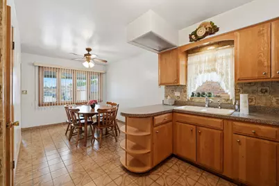 4917 N Oriole Avenue, Harwood Heights, IL 60706 - Photo 9