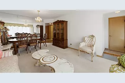 4917 N Oriole Avenue, Harwood Heights, IL 60706 - Photo 5