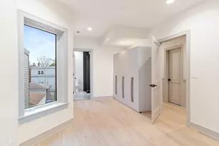 3317 N Avers Ave, Chicago, IL 60618 - Photo 13