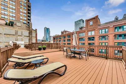 420 W Ontario Street #209, Chicago, IL 60654 - Photo 27