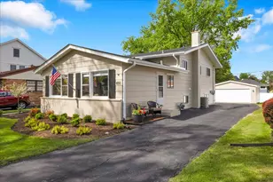 850 S Hillside Ave, Elmhurst, IL 60126 - Photo 1