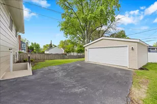 850 S Hillside Ave, Elmhurst, IL 60126 - Photo 37
