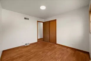 850 S Hillside Ave, Elmhurst, IL 60126 - Photo 33