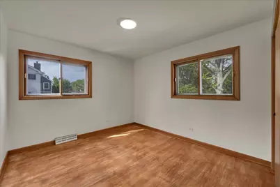 850 S Hillside Avenue, Elmhurst, IL 60126 - Photo 27