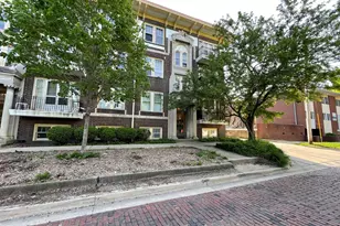 406 N Prairie St, Champaign, IL 61820 - Photo 43