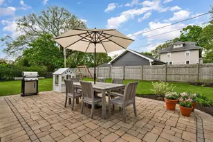 406 Kelling Ln, Glencoe, IL 60022 - Photo 23