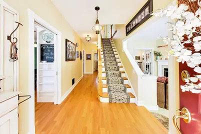 418 S Na Wa Ta Avenue, Mount Prospect, IL 60056 - Photo 5