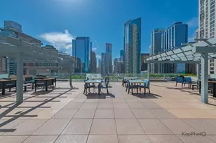 474 N Lake Shore Dr, Chicago, IL 60611 - Photo 33